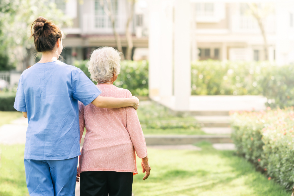 elder-care-service1